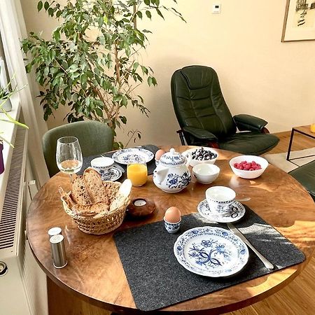 Zentrumsnahe Leipzig-Apartments, Nahe Ufz Und Bmw Inkl Parkplatz Und Fahrraeder ภายนอก รูปภาพ
